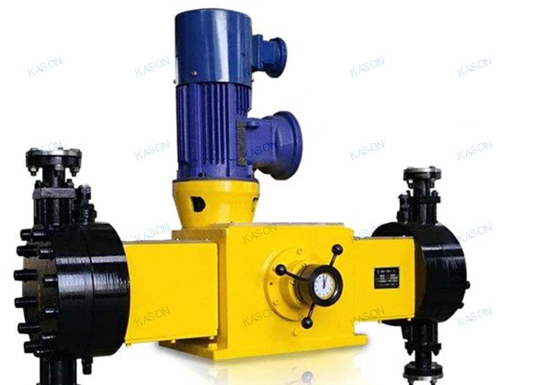 Double-head hydraulic diaphragm metering pump dozing pump